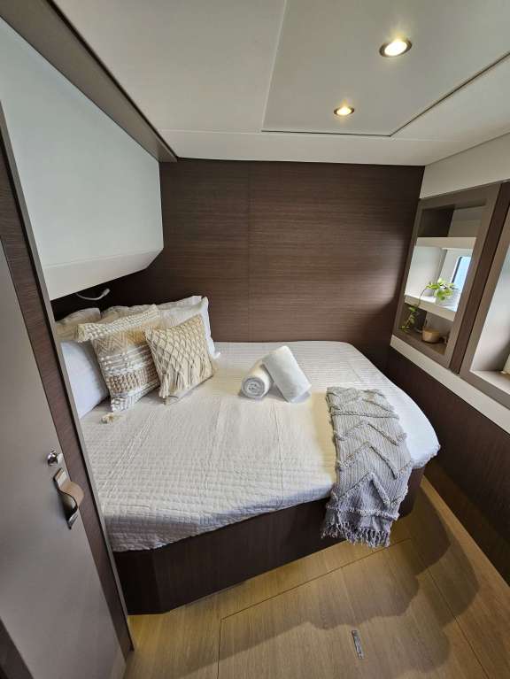 Image of CRYSTAL DREAMS yacht #8