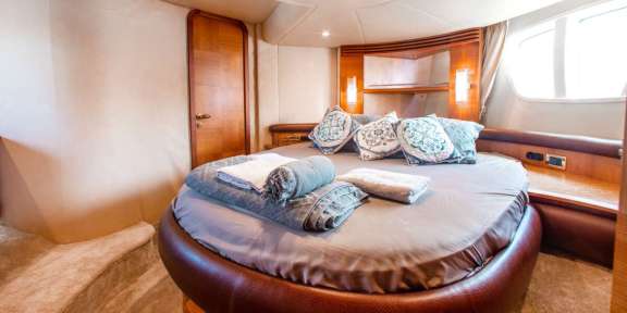 Image of Thales yacht #6