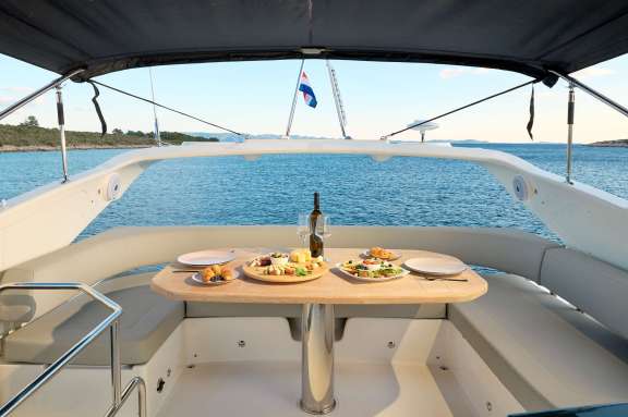 Image of Viva La Vida yacht #5