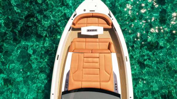 Image of 58 Vanquish yacht #7
