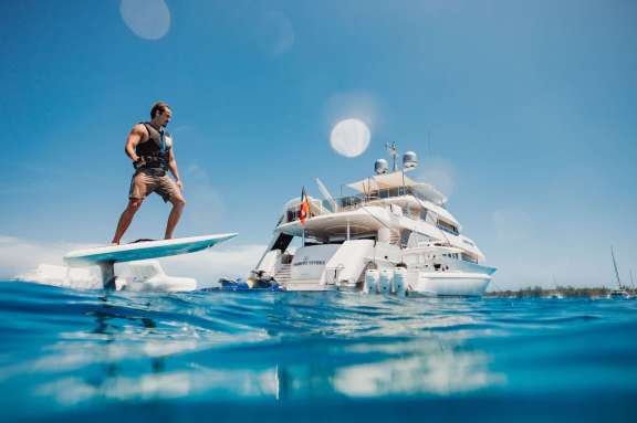 Image of MEMENTO VIVERE yacht #17