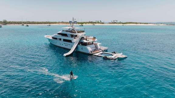 Image of MEMENTO VIVERE yacht #19