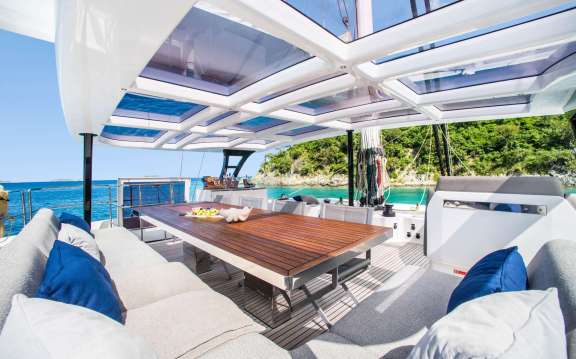 Image of VALENTINE yacht #8