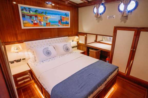 Image of QUEEN OF DATCA yacht #15