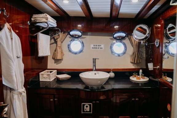 Image of QUEEN OF DATCA yacht #18