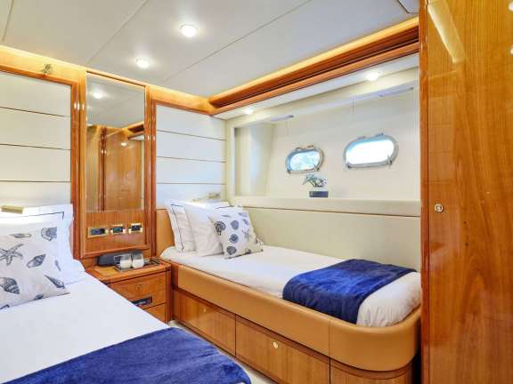 Image of ESTIA YI yacht #9