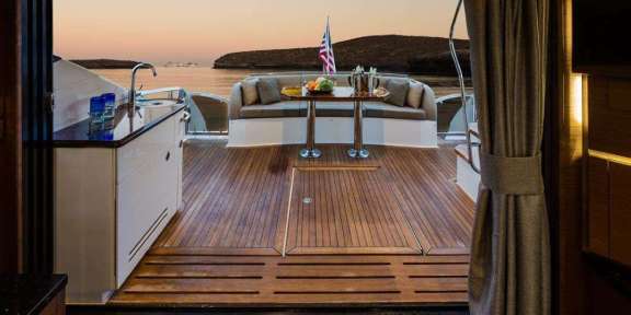 Image of Miss Understood yacht #4