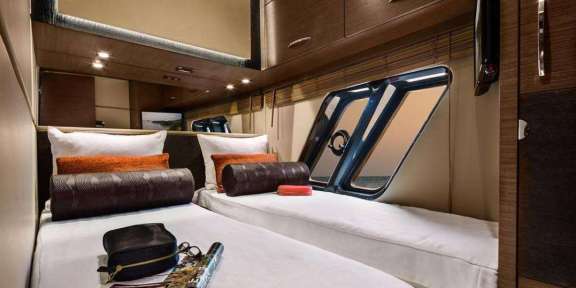 Image of Miss Understood yacht #8