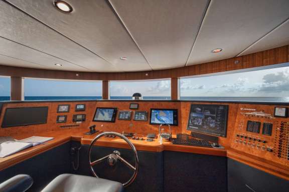 Image of She’s a Peach yacht #16