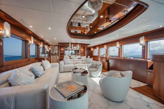 Image of She’s a Peach yacht #2