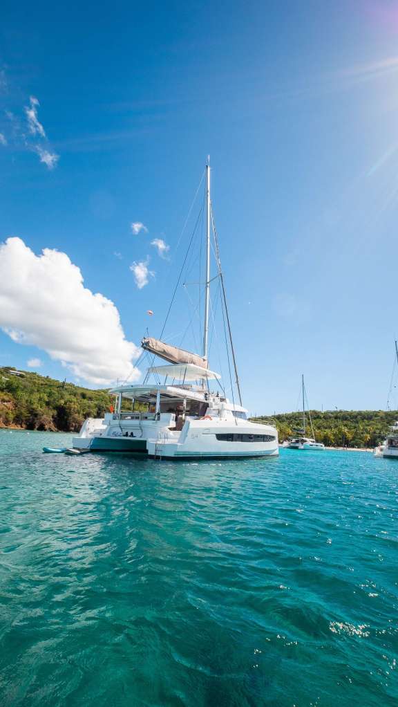 Image of COCKTAILS & DREAMS yacht #16