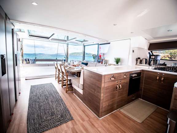 Image of COCKTAILS & DREAMS yacht #5