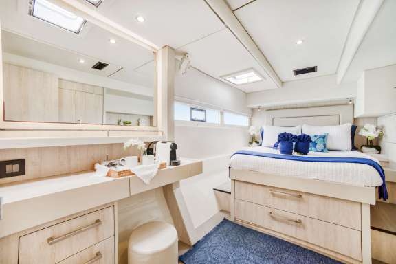 Queen cabin on Deep Blue