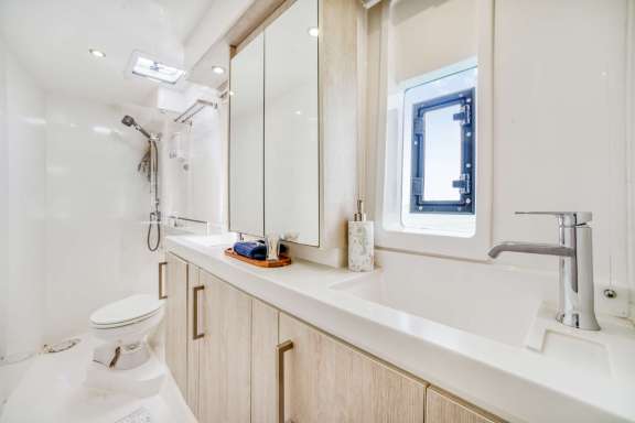 Ensuite on Deep Blue