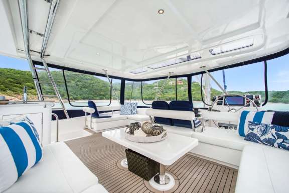 The large flybridge on Deep Blue