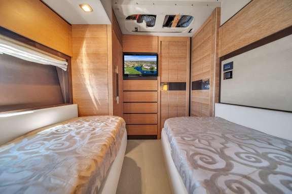 Image of LUPO II yacht #9