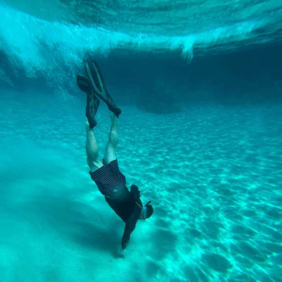 Image of DRAGONFLY yacht #14