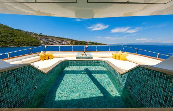 Image of OTTAWA IV yacht #14