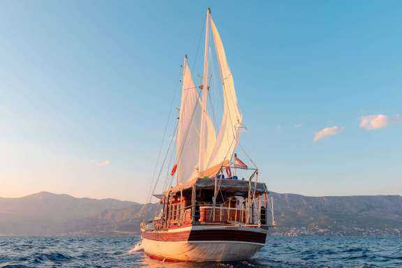 Image of SLANO yacht #19