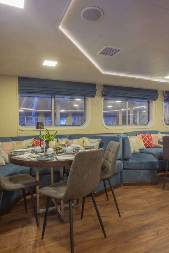 Image of Harmony V yacht #4