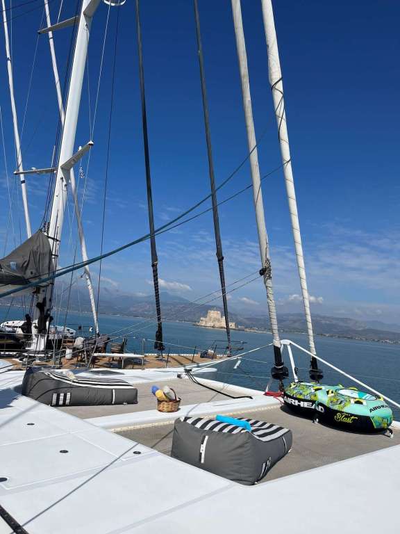 Image of STADIUM yacht #17