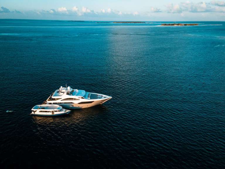 Image of ARK NOBLE yacht #16