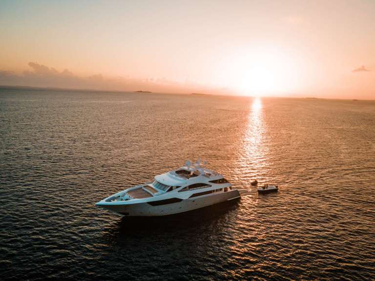 Image of ARK NOBLE yacht #17