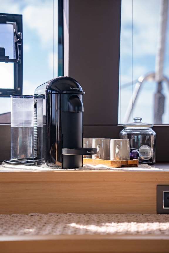 Image of ASCENSION yacht #9