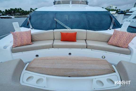 Image of Splashed Out yacht #5