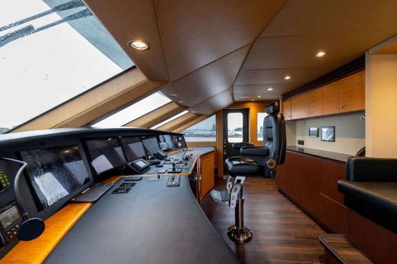 Image of LAST CALL yacht #16