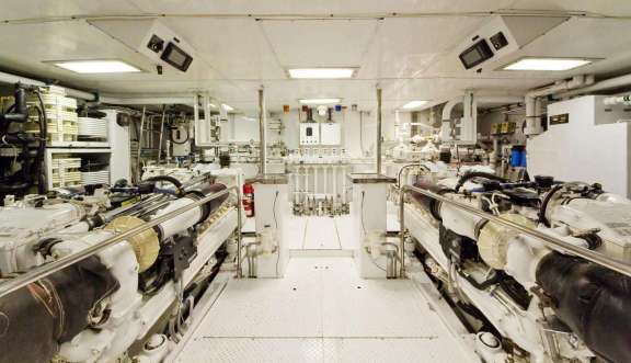 Image of LAST CALL yacht #17