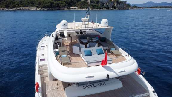 Image of SKYLARK yacht #12
