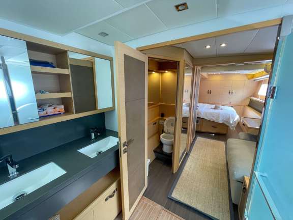 Image of Six Degrees yacht #6