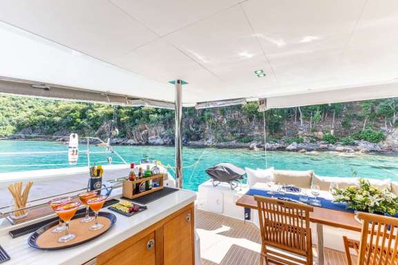 Image of Olivia Charles yacht #16