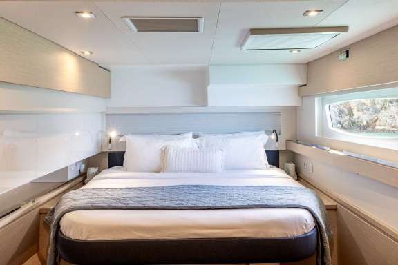 Image of Olivia Charles yacht #8