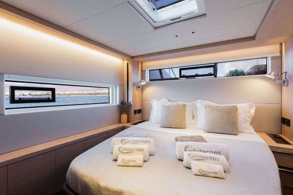 Image of WHITE CAPS yacht #13