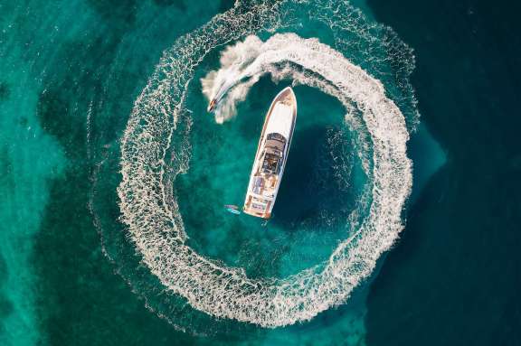 Image of DAMARI yacht #11