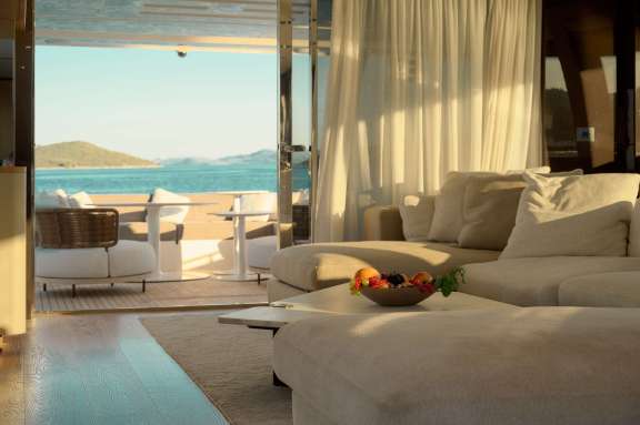 Image of DAMARI yacht #18