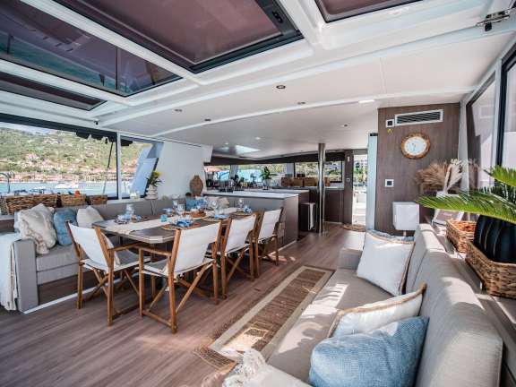 Image of Southern Queen yacht #2