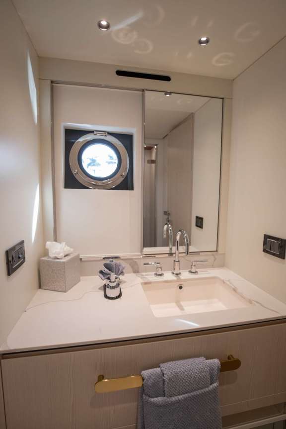 Image of Nena yacht #11