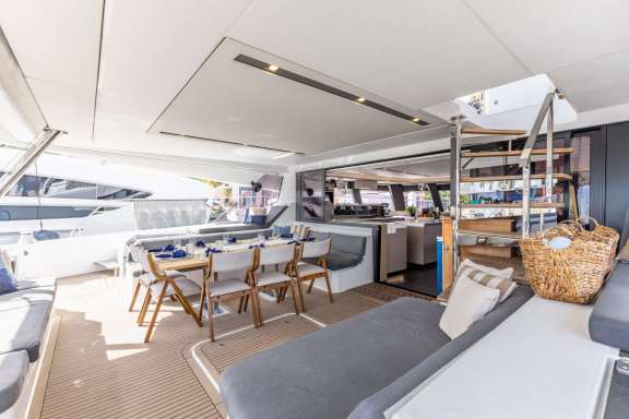 Image of PERFECT LANDING yacht #18