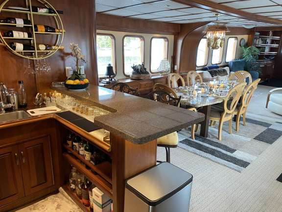 Image of BEAR PAW yacht #2