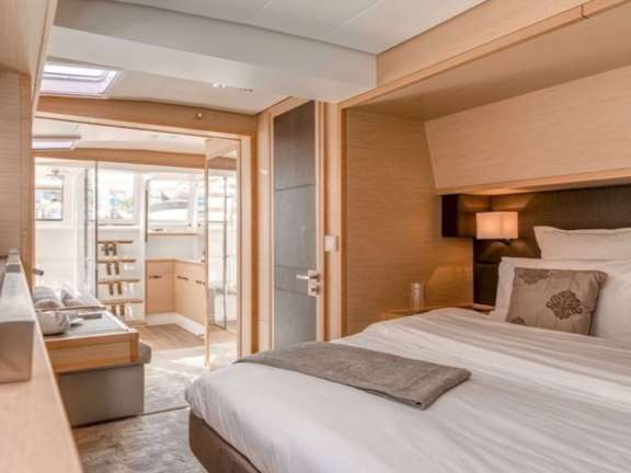 Image of Serenity yacht #17