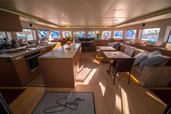 Image of Serenity yacht #4