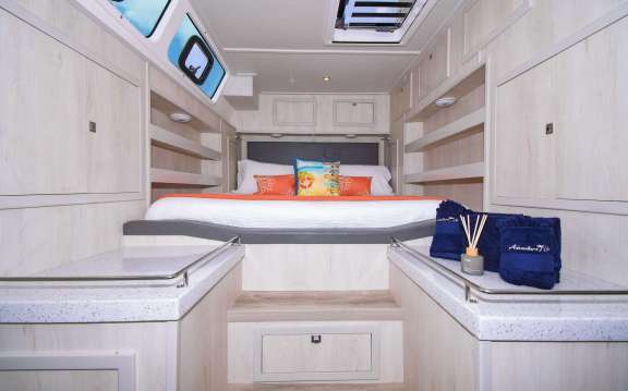 Image of ADVENTURE US yacht #12