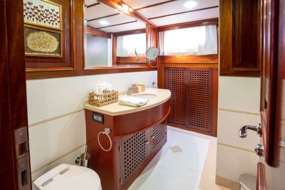 Image of Elianora yacht #7