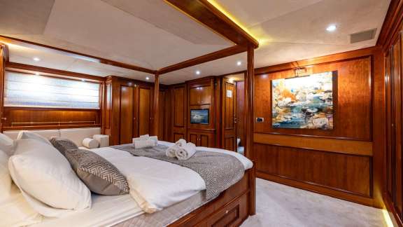 Image of SEA BREEZE II yacht #15