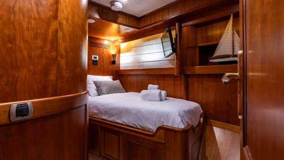 Image of SEA BREEZE II yacht #19