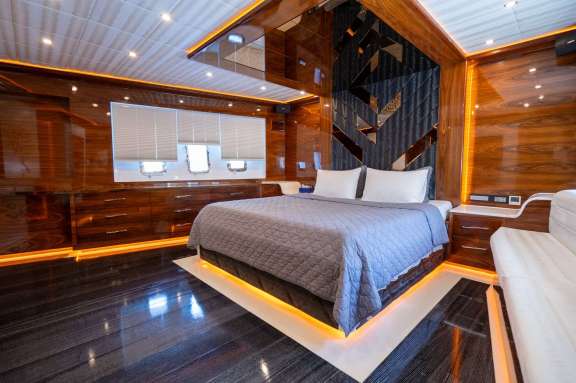 Image of LONG ISLAND yacht #6