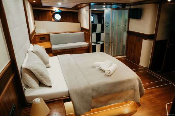 Image of NEVRA QUEEN yacht #7